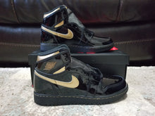Load image into Gallery viewer, Nike Air Jordan 1 High Retro (GS) - "Metallic Gold"
