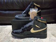 Load image into Gallery viewer, Nike Air Jordan 1 High Retro (GS) - "Metallic Gold"