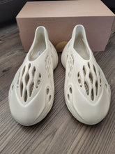 Load image into Gallery viewer, Adidas Yeezy Foam Rnnr - "Sand"