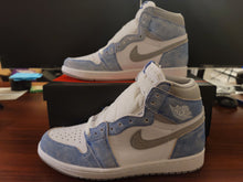 Load image into Gallery viewer, Nike Air Jordan 1 High Retro - "Hyper Royal"