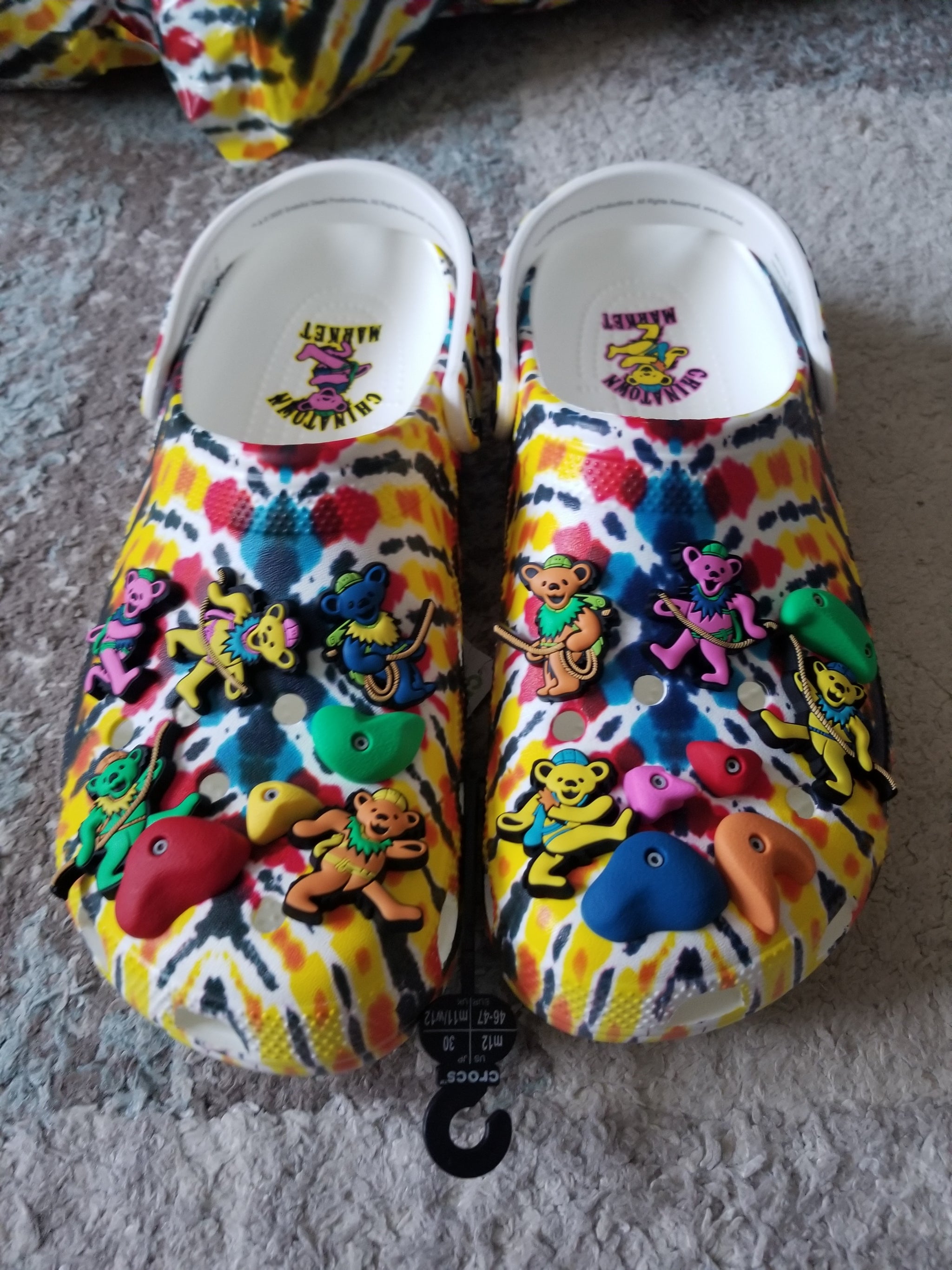 grateful dead crocs retail