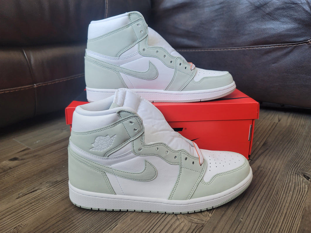 Nike Air Jordan 1 High - 